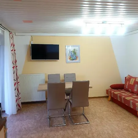 Egger Apartamento